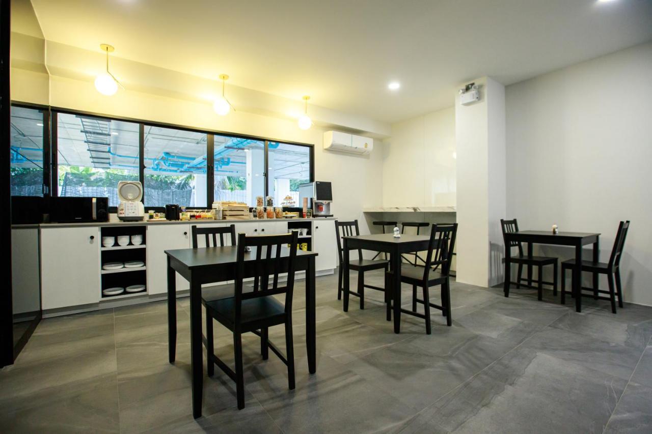Sr Grand Hotel Chiangmai Chiang Mai Buitenkant foto