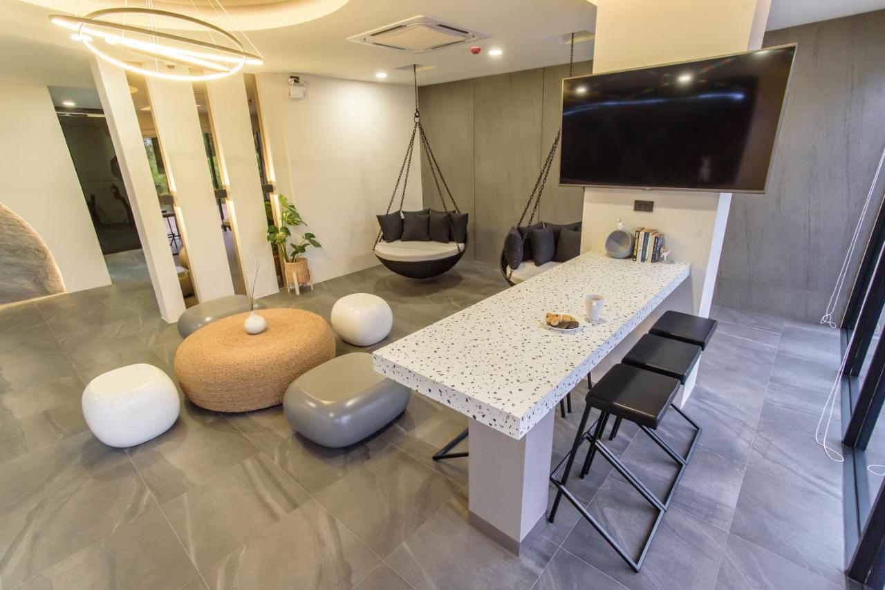 Sr Grand Hotel Chiangmai Chiang Mai Buitenkant foto