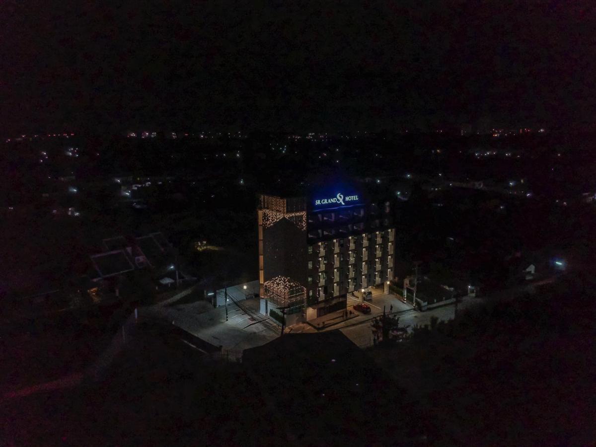 Sr Grand Hotel Chiangmai Chiang Mai Buitenkant foto